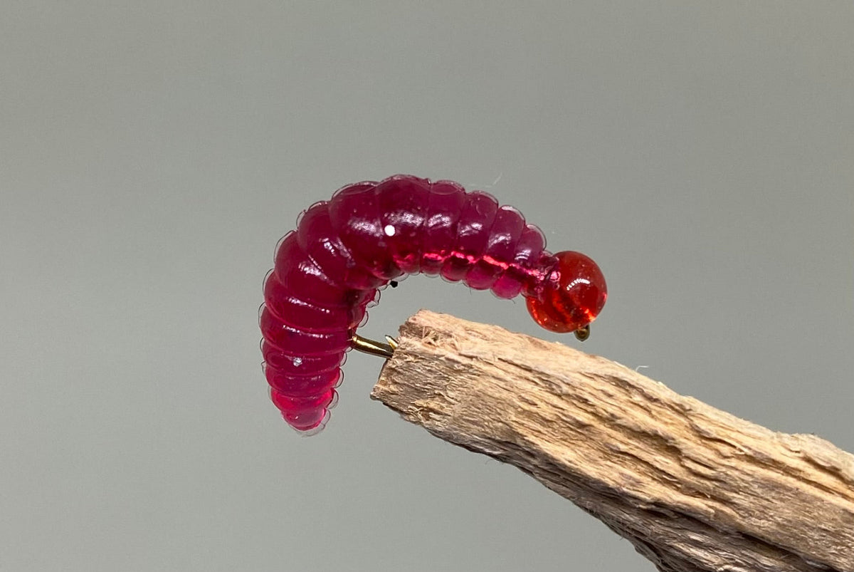 Red Translucent Jelly Maggot X 3 (Barbed)