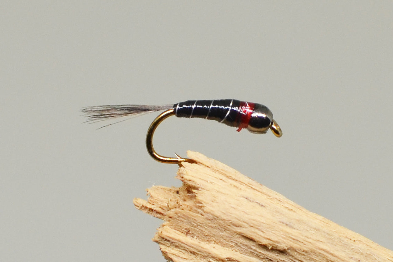 Black Perdigon X 3 (Barbed)