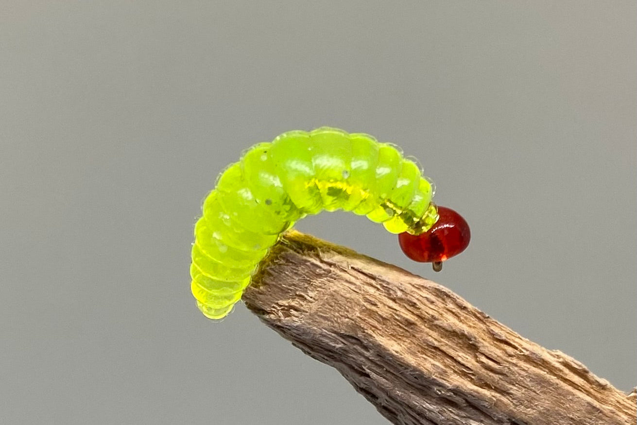 Chartreuse Translucent Jelly Maggot X 3 (Barbed)