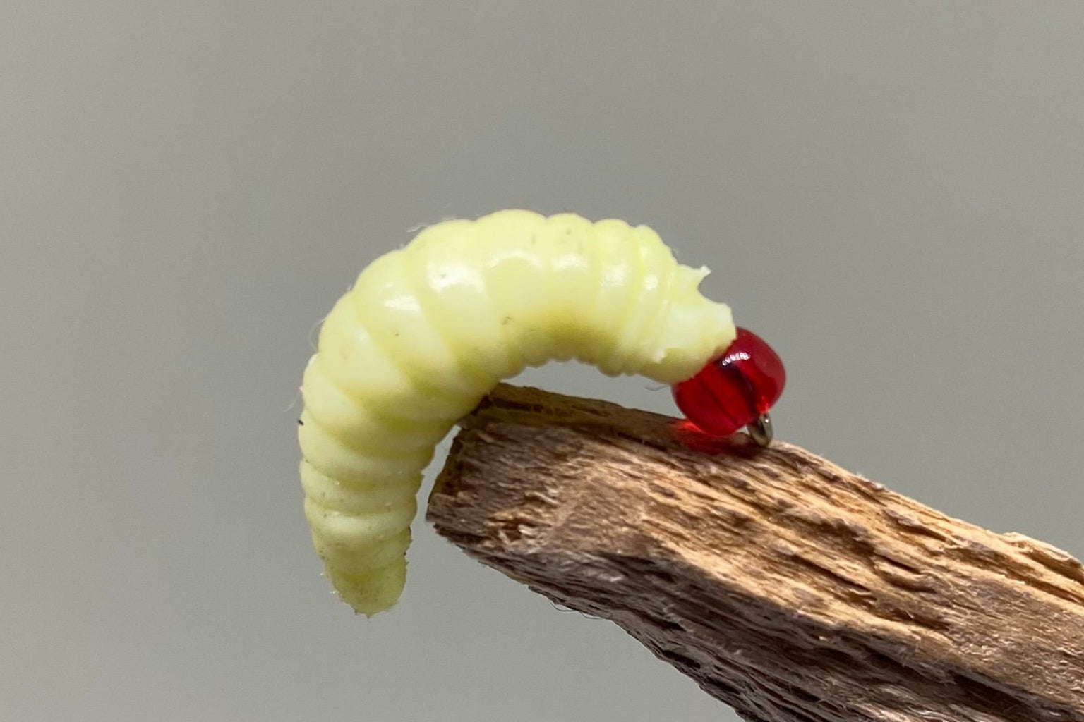  Cream Jelly Maggots X 3 (Barbed)
